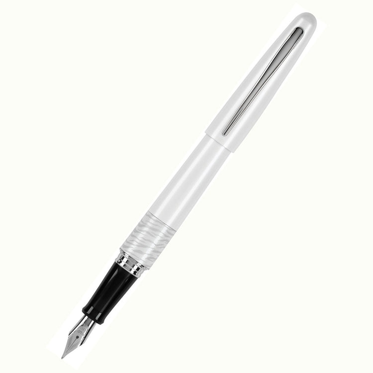 Pilot MR Series Fountain Pen with CON40 Converter Fine or Medium Nib