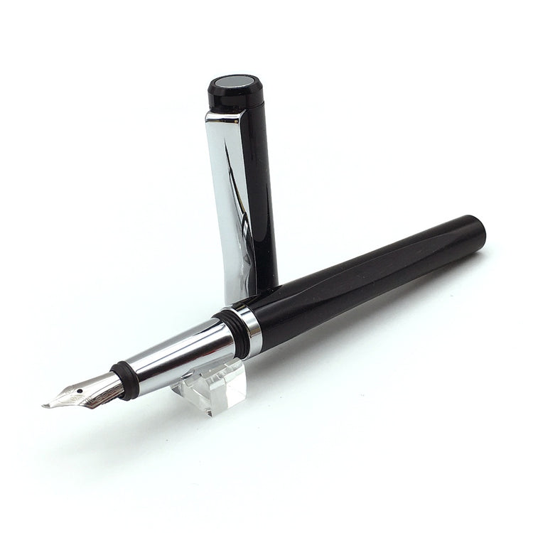 Fude Nib Calligraphy Fountain Pen from Taiwan