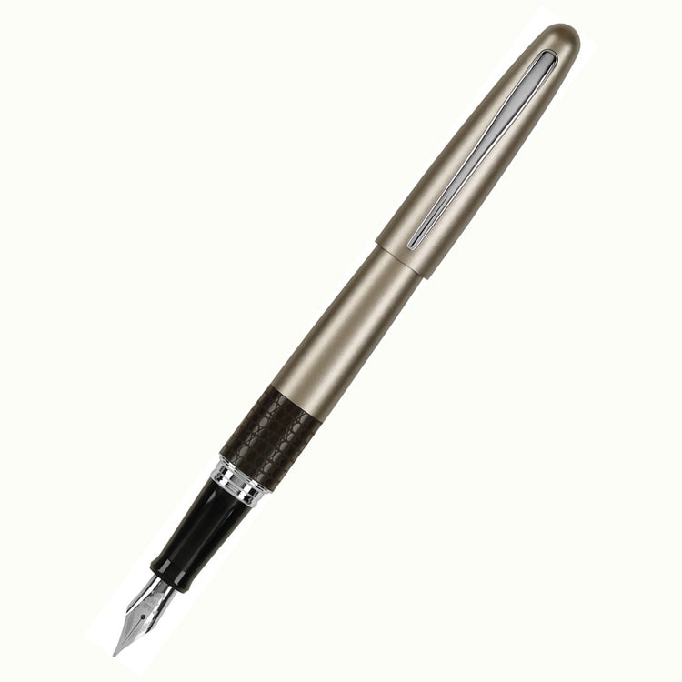 Pilot MR Series Fountain Pen with CON40 Converter Fine or Medium Nib